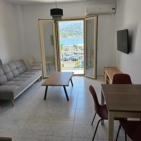 Apartament Blue Port 2 *